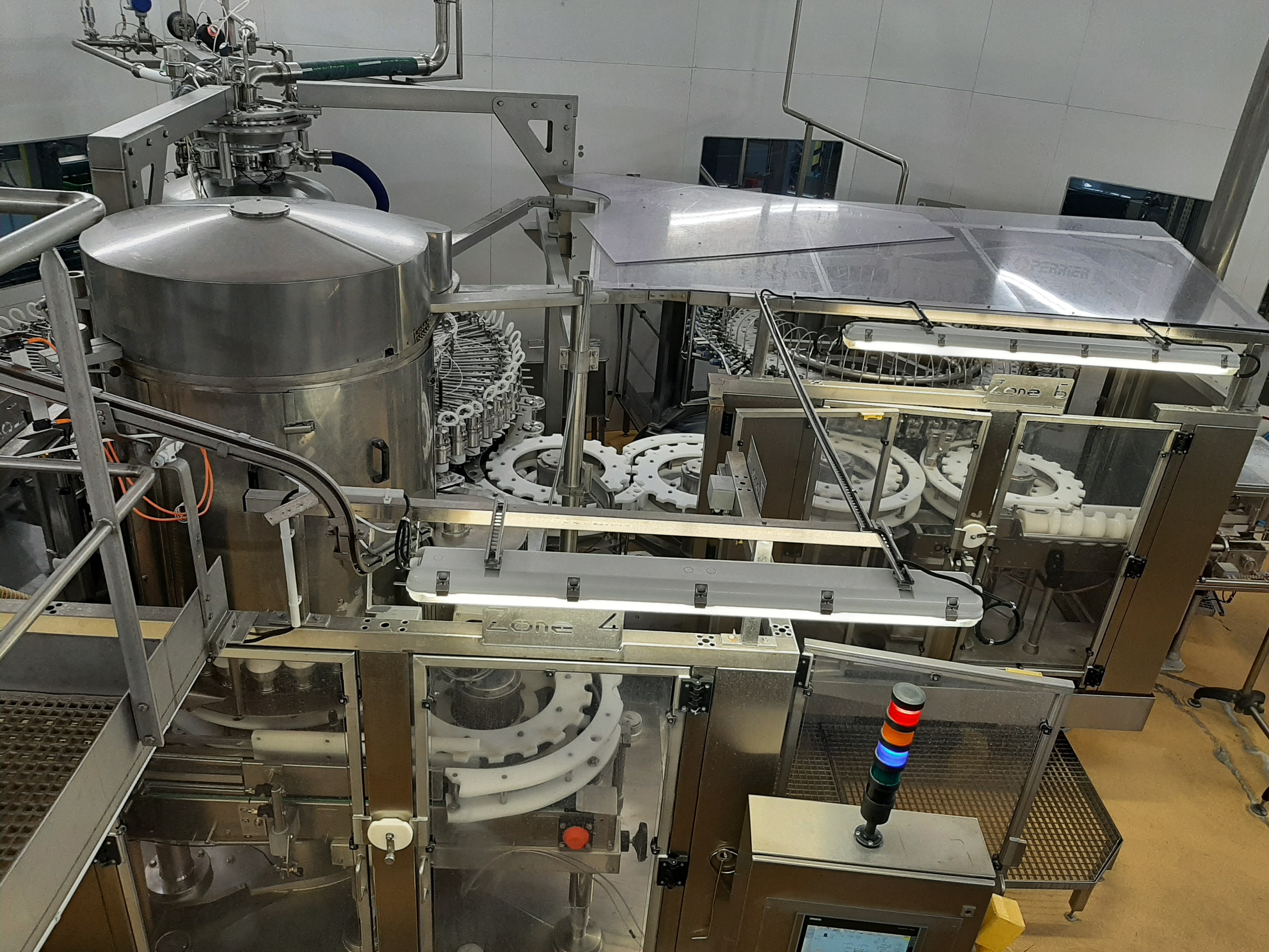 Danone — photo 1/2